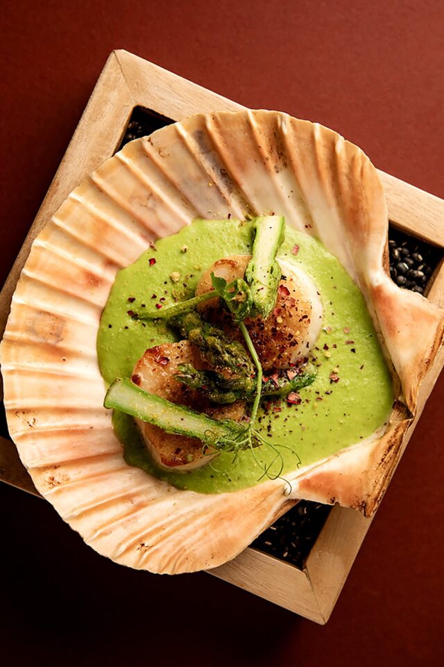 Essence Wrotham Heath Restaurant: Celebrating contemporary Indian gastronomy and culture.